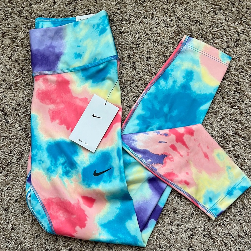NWT Nike Tights